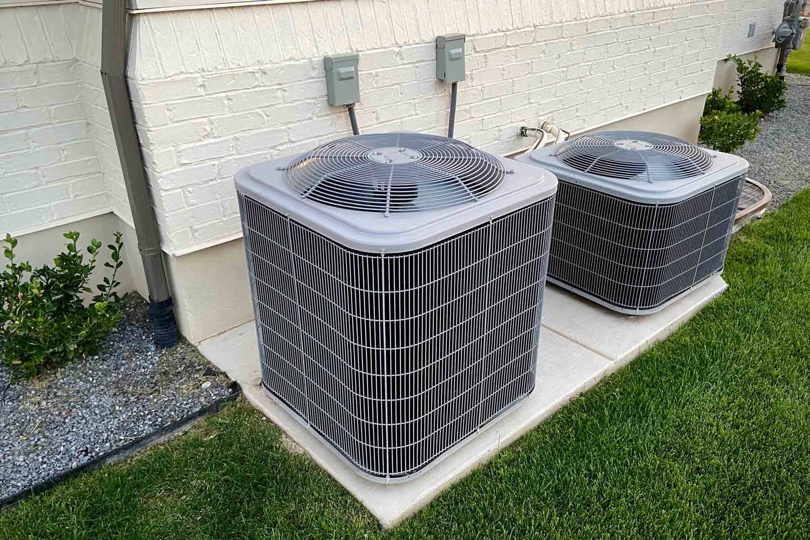 Technician installing an HVAC system in an Albuquerque home